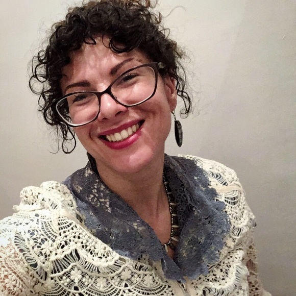 Meet your Posher, Rebecca - Picture 6 of 7